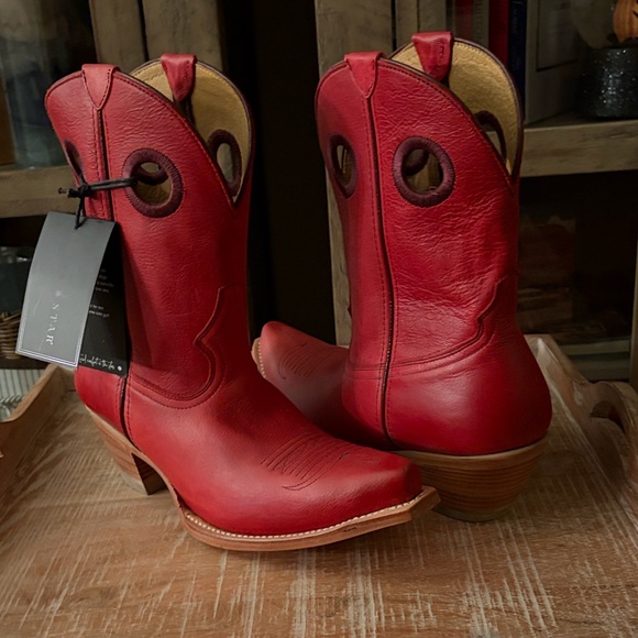 Black Star Shoes - BLACK STAR NWT Red Leather Western Boots w stacked heel, handcrafted in Mexico